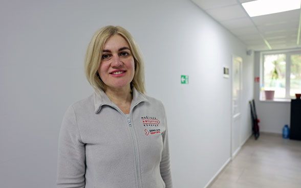 Tetiana Bohuslavska, Psychologin beim Projekt «Act for Health», steht in einem Gesundheitszentrum.
