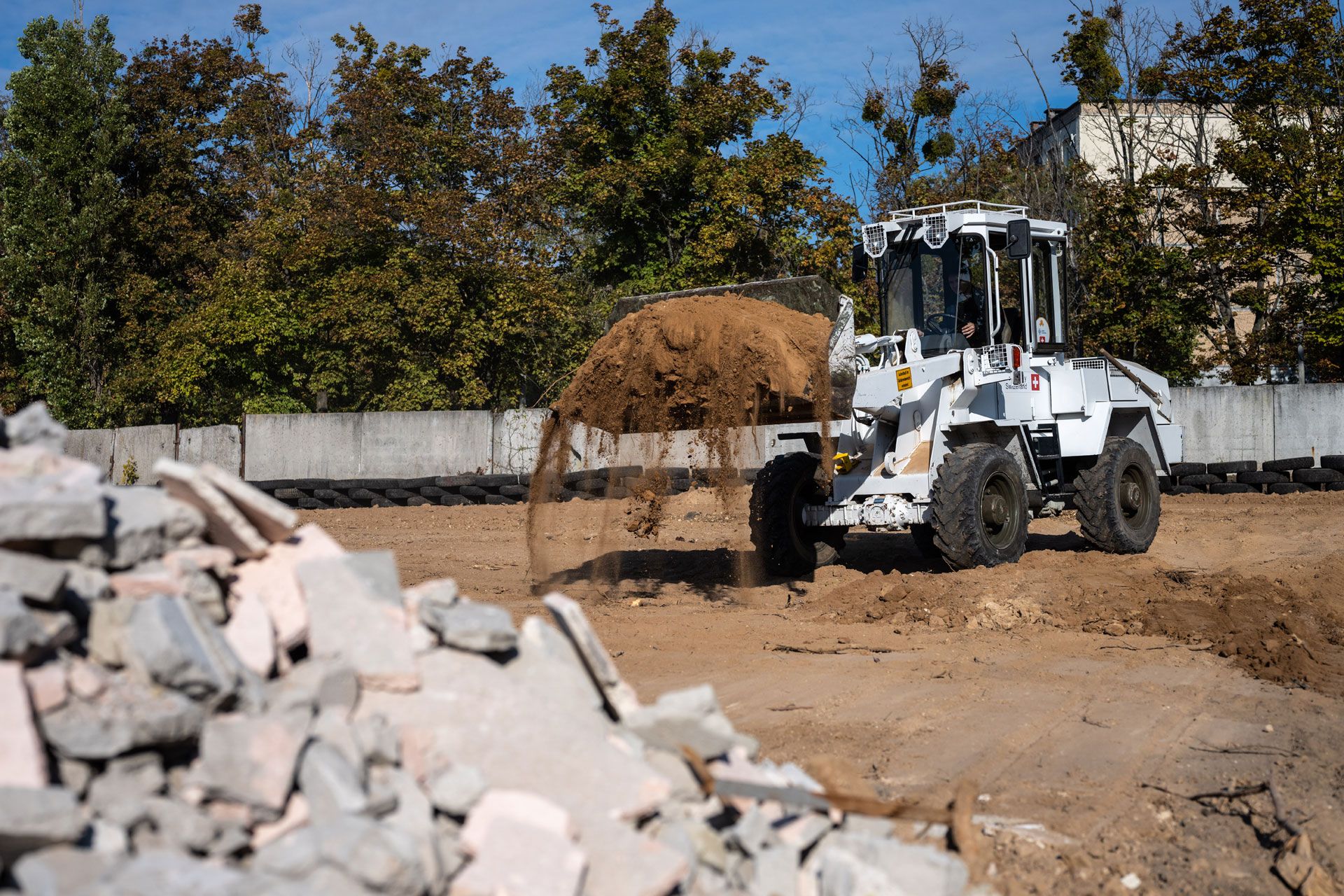 A handling machine on a Ukrainian civil protection training ground.