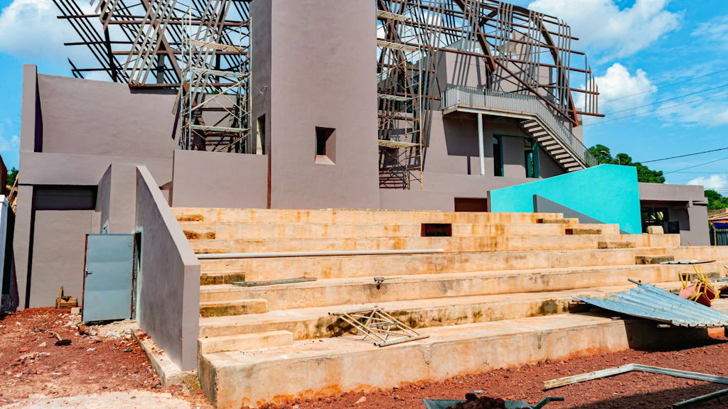 Images of the work currently underway to renovate Ciné Guimbi in Bobo-Dioulasso, Burkina Faso. 